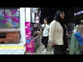 IRAN 🇮🇷 Walking in Shiraz City at night : Mobile Center Vlog 2024
