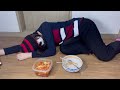 I passed out while doing a ramen review.