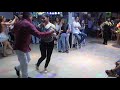 Encuentro de bailadores a ritmo de pachanga.