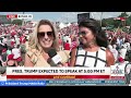 LIVE: Trump während der LIVE Rally von Attentäter verletzt.