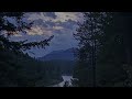 Quaint little cabin on Flathead river in Montana!