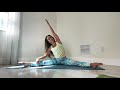 20 Minute Full Body Yoga — Strength and Stretch (Good for Beginners)