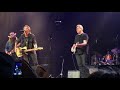 Keith Urban, Chris Stapleton and Vince Gill Shredding Guitars
