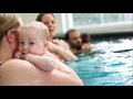 Babies im Wasser - Babyschwimmen - Babies in water