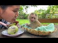 A Tong Super Moody Anqry Mom Force Him To Play On Table